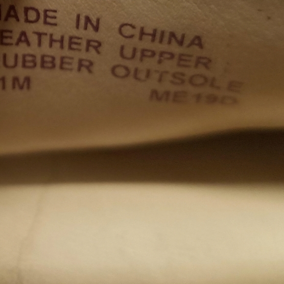 Round-Toe Michael Kors Flats - Picture 2 of 6